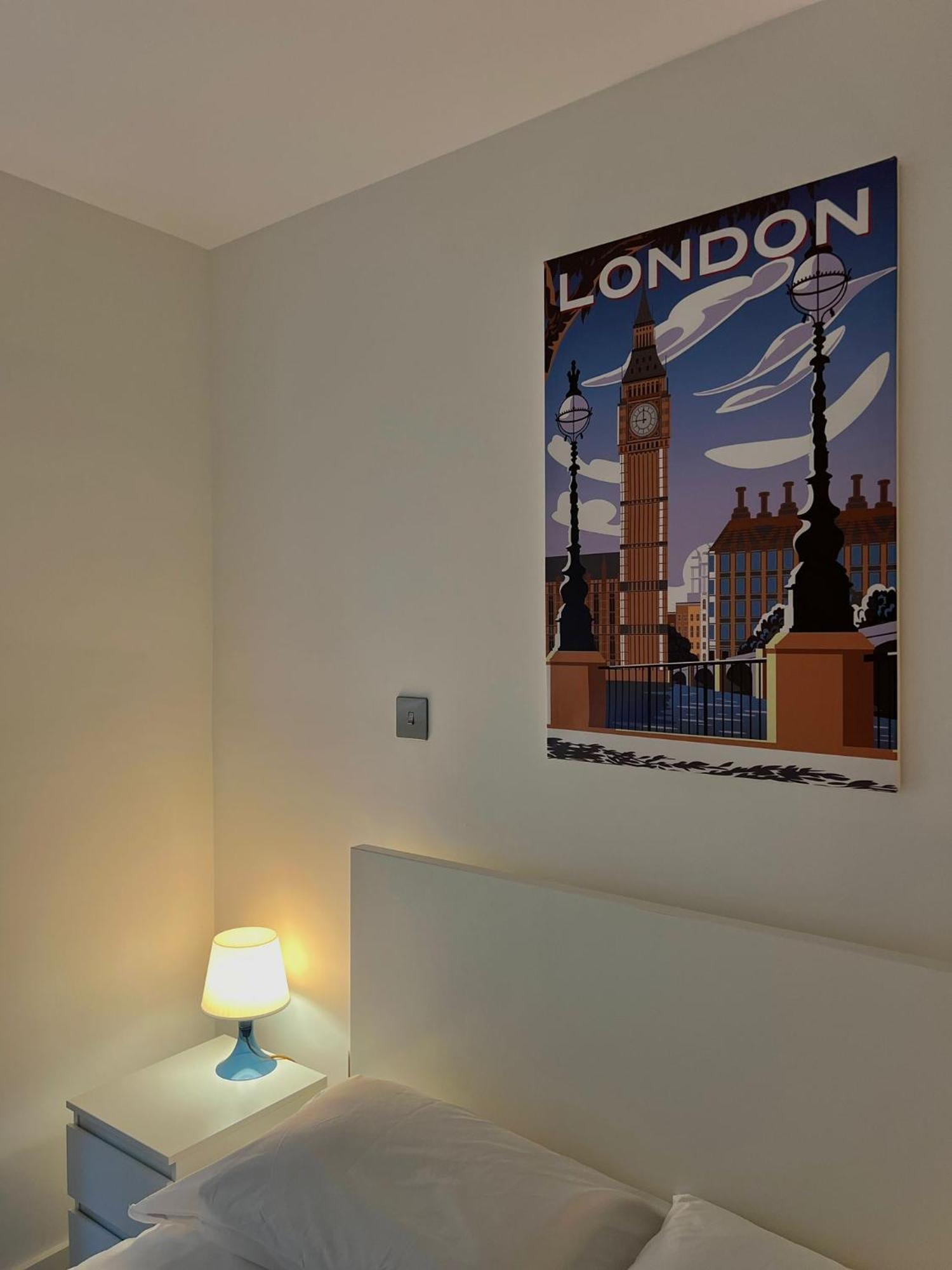 Kensington House By Solitaire * Slough